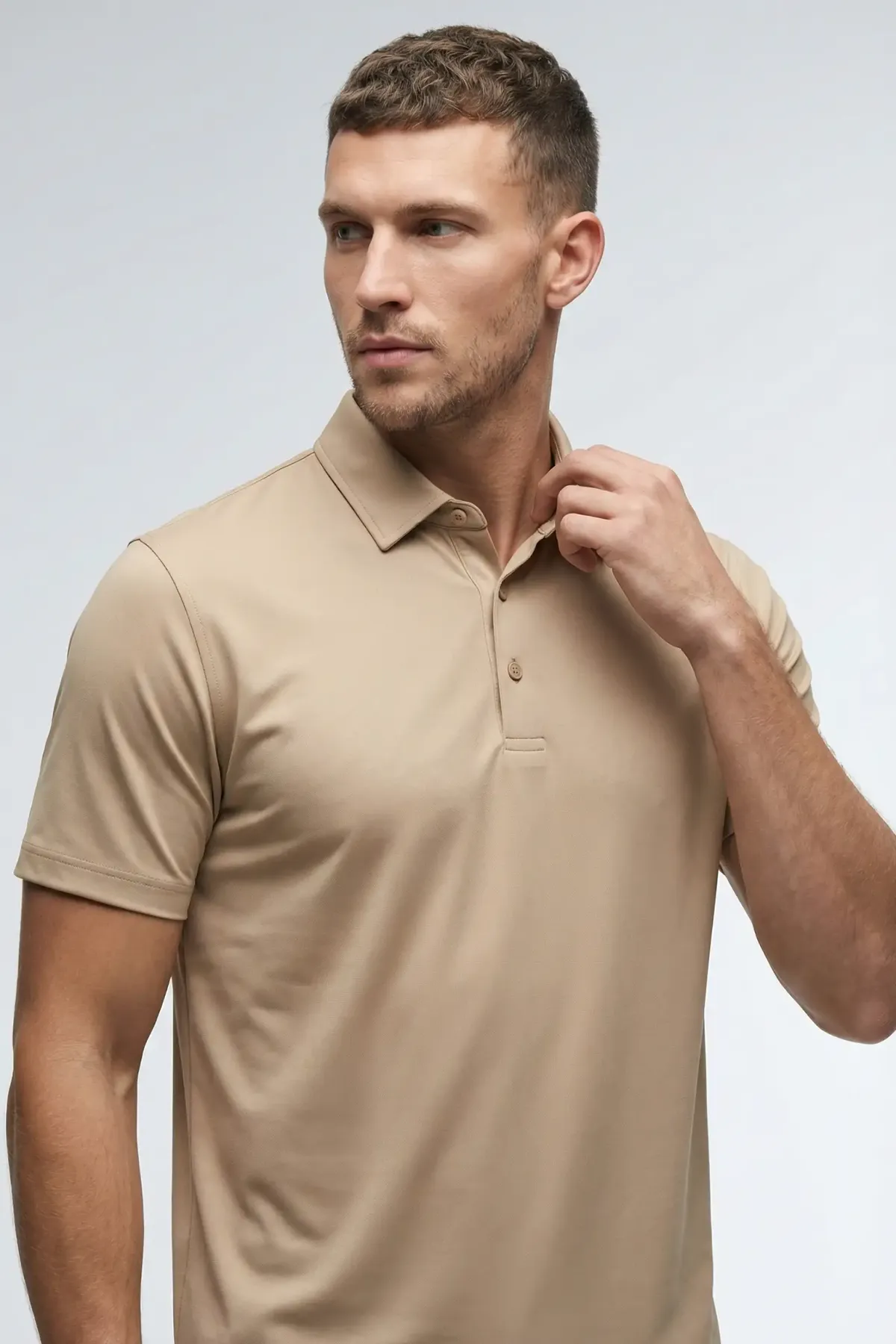 Active Polo in Beige