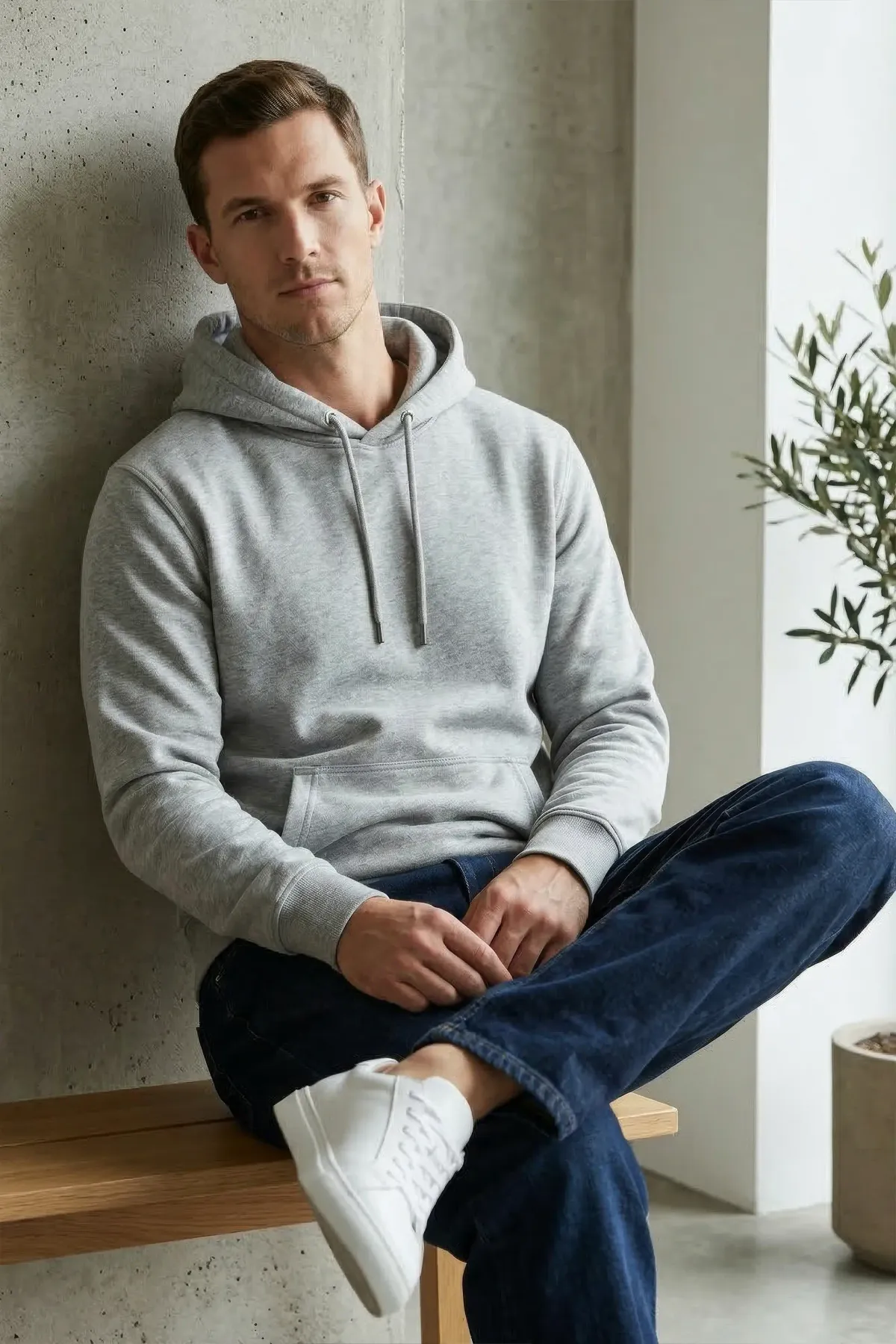 Classic Hoodie in Grey Melange