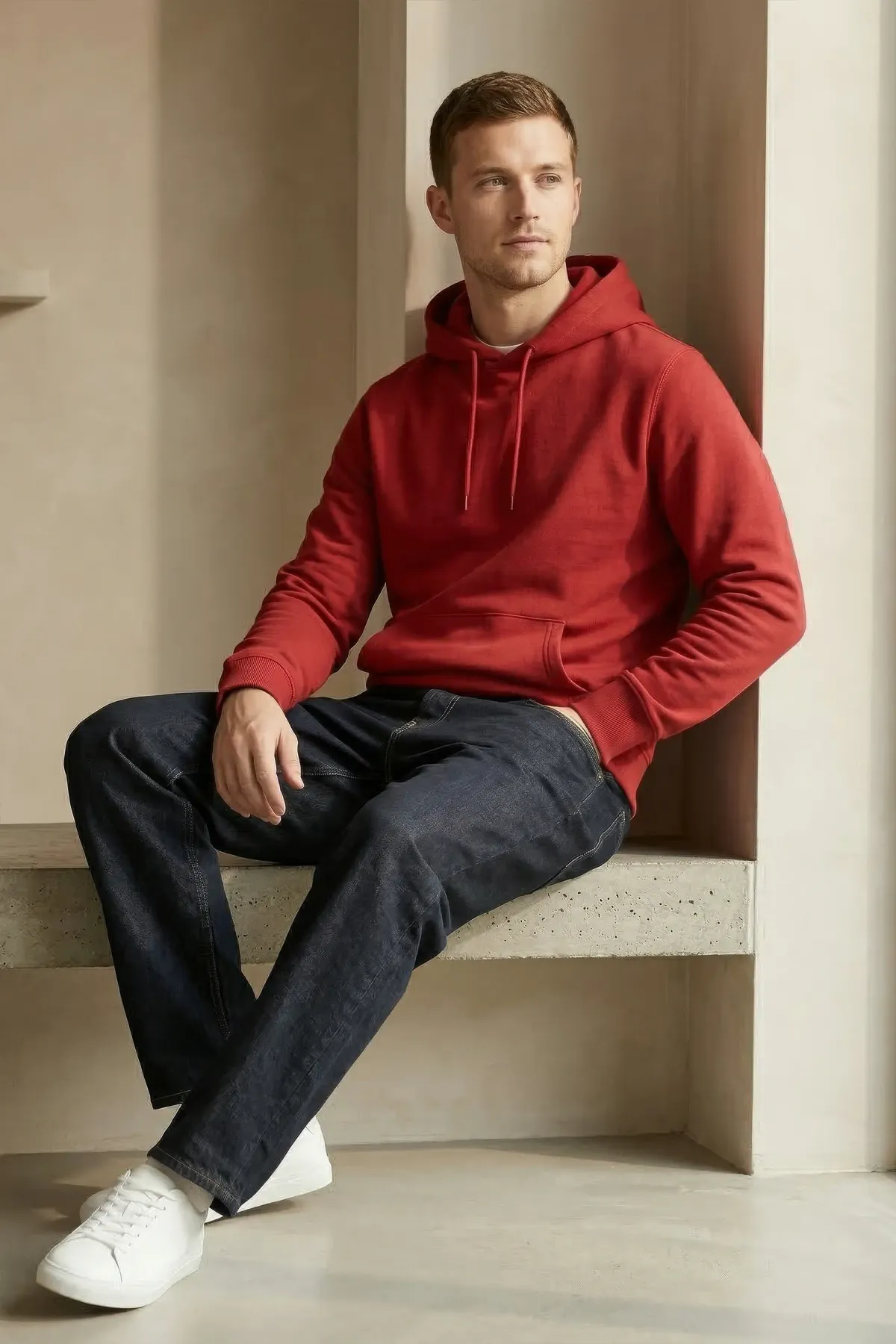 Classic Hoodie in Red